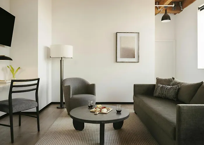 Sonder By Marriott Bonvoy Market Hall West Loop Apartahotel Chicago